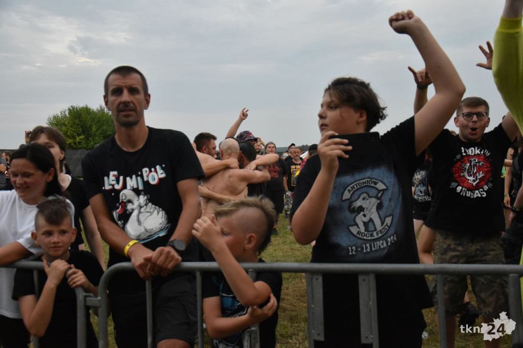 Antoniów Rock Fest 2024. Mocne rockowe brzmienia. Za nami pierwszy dzień [fotorelacja]
