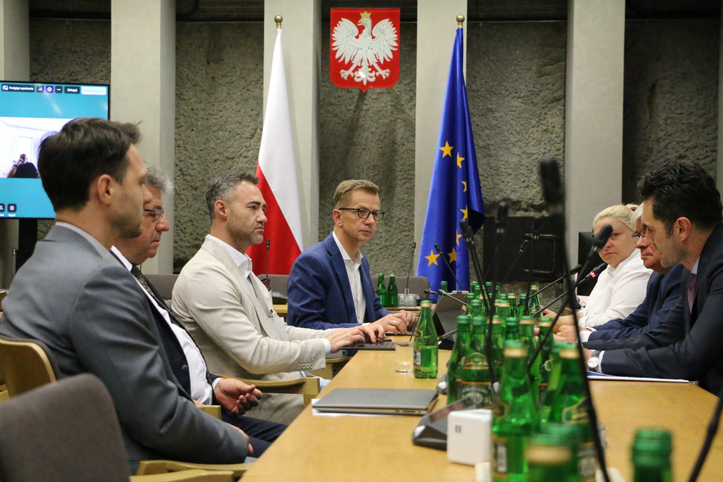 Kolej stuminutowa w Kielcach - mamy odpowiedź z rządu
