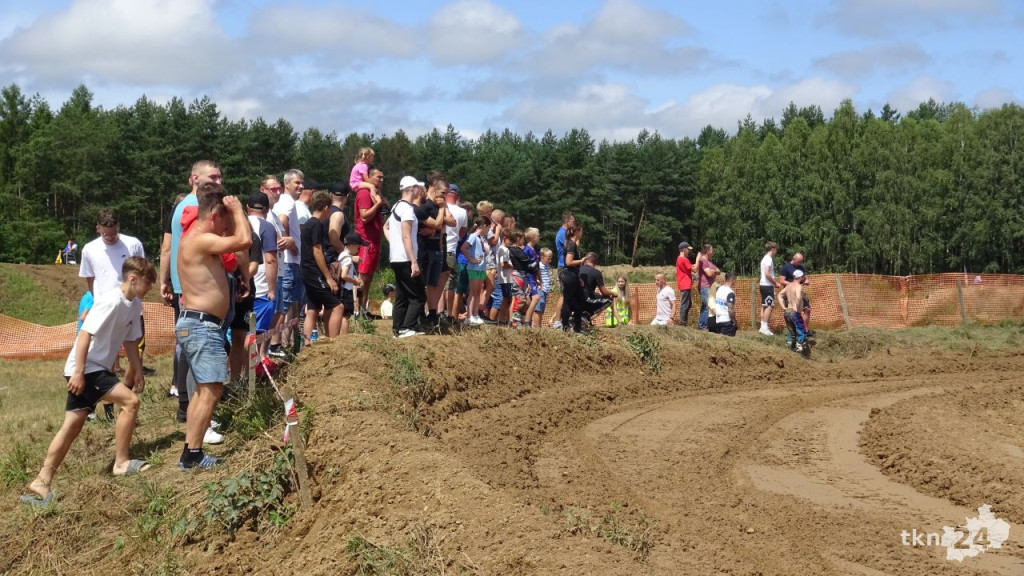 Motocrossowe szaleństwo w Przybyszowach. Zobaczcie relację [wideo, zdjęcia]