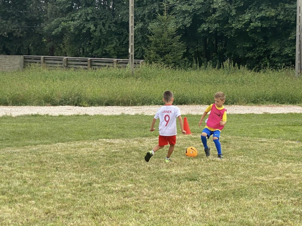 Turniej piłki nożnej `Futbolove lato` w Szóstakach [zdjęcia]