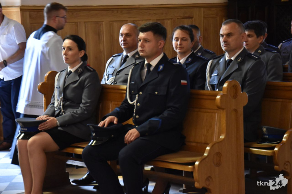 Święto policji 2024 w Końskich. Były awanse i odznaczenia [wideo, zdjęcia]