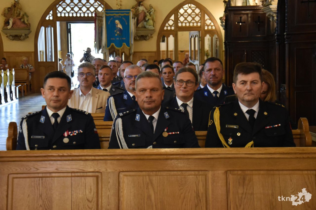 Święto policji 2024 w Końskich. Były awanse i odznaczenia [wideo, zdjęcia]