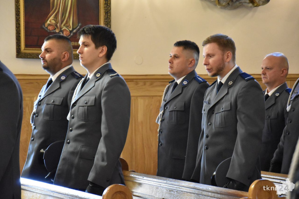 Święto policji 2024 w Końskich. Były awanse i odznaczenia [wideo, zdjęcia]
