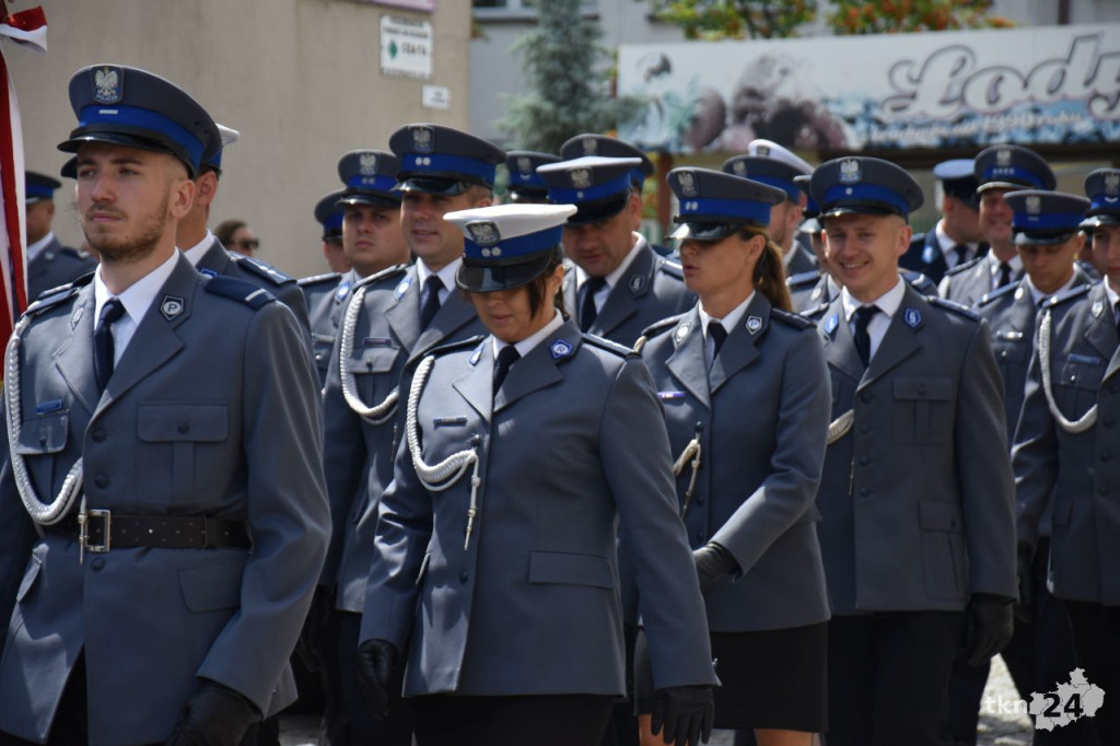 Święto policji 2024 w Końskich. Były awanse i odznaczenia [wideo, zdjęcia]