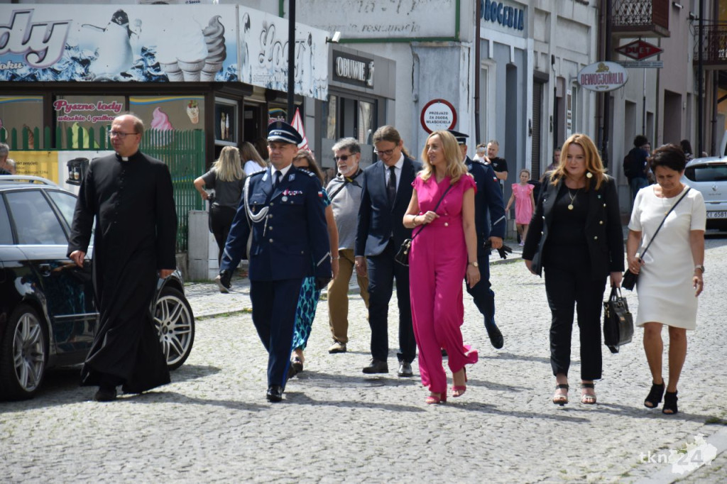 Święto policji 2024 w Końskich. Były awanse i odznaczenia [wideo, zdjęcia]