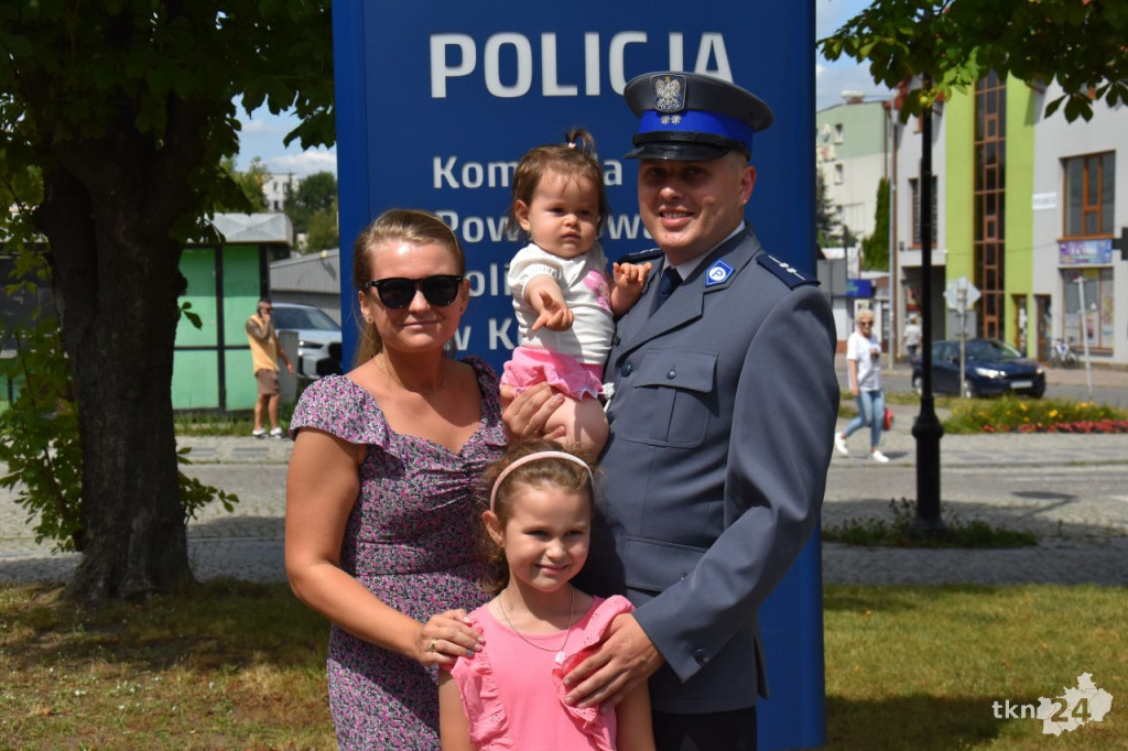 Święto policji 2024 w Końskich. Były awanse i odznaczenia [wideo, zdjęcia]