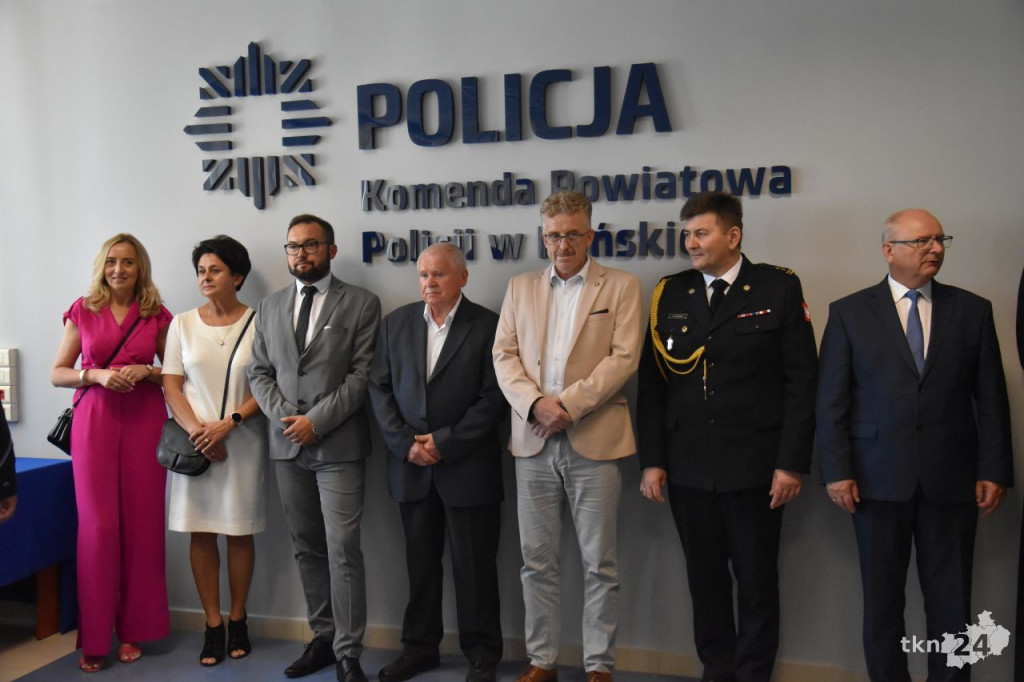 Święto policji 2024 w Końskich. Były awanse i odznaczenia [wideo, zdjęcia]