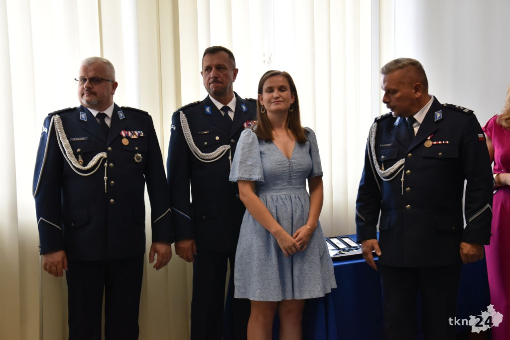 Święto policji 2024 w Końskich. Były awanse i odznaczenia [wideo, zdjęcia]