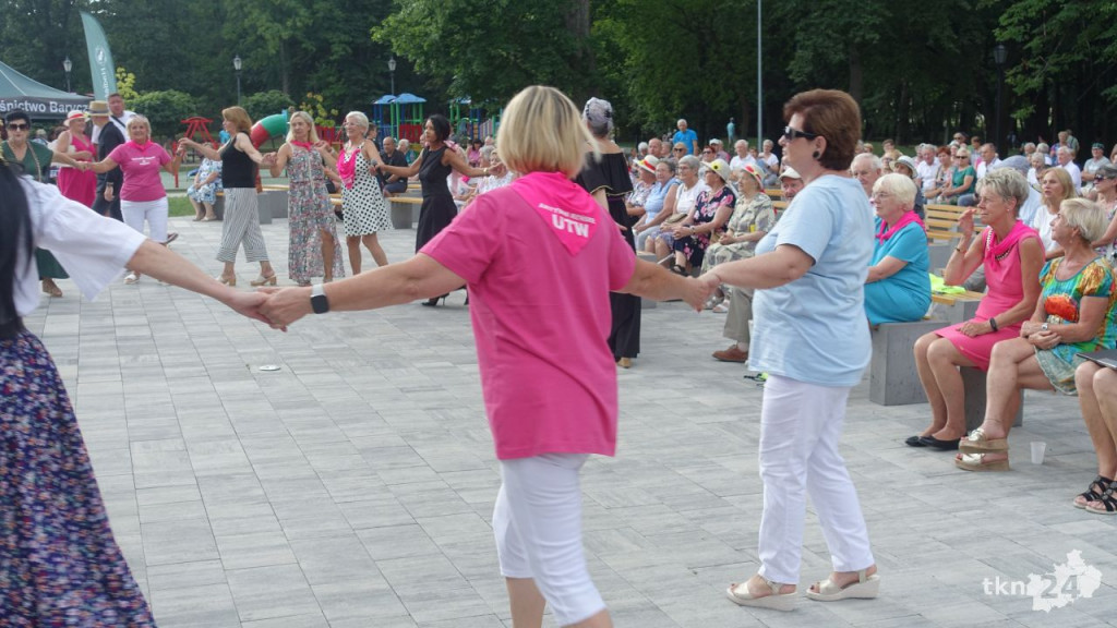 Seniorzy przejęli Końskie. Zobaczcie wideo i zdjęcia z Senioraliów 2024