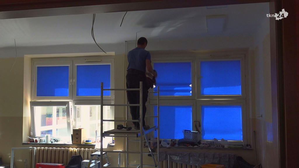 Trwają wakacyjne remonty w koneckich szkołach i przedszkolach [wideo, zdjęcia]