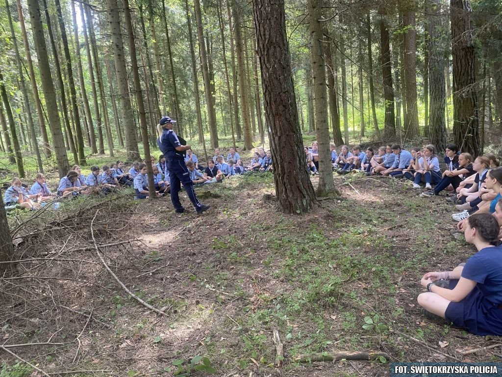 Policjanci kontrolowali bezpieczeństwo na obozach harcerskich [zdjęcia]
