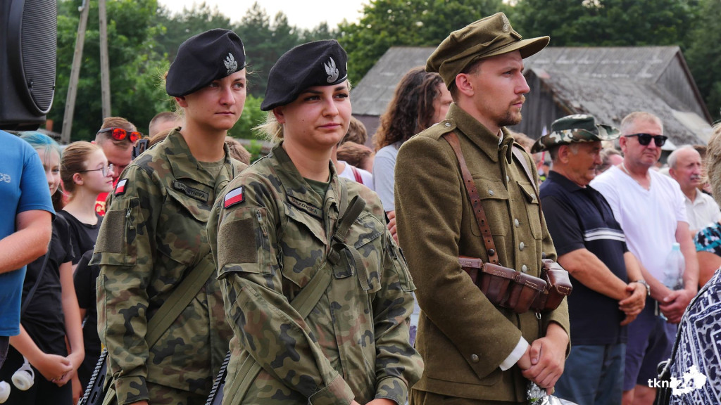 Ułani w Białym Ługu. Zobaczcie wspaniałe rekonstrukcje historyczne [wideo, zdjęcia]