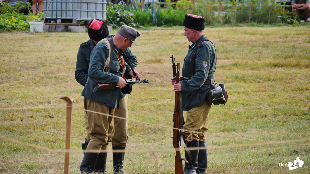 Ułani w Białym Ługu. Zobaczcie wspaniałe rekonstrukcje historyczne [wideo, zdjęcia]
