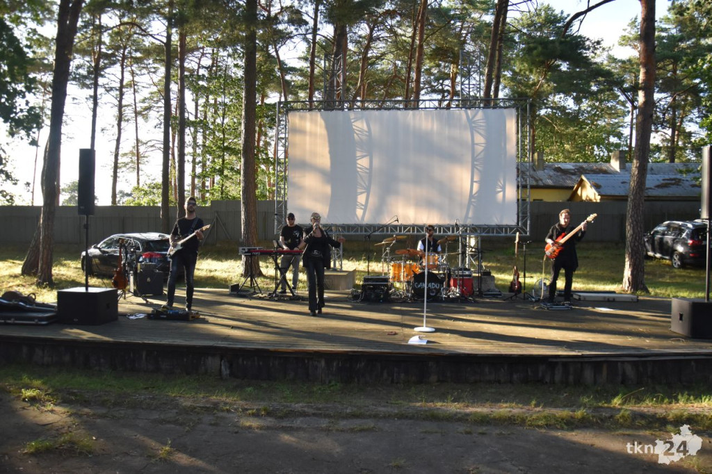 Koncert Kakadu w Sielpi w stylu lat 80` i 90` [wideo, zdjęcia]