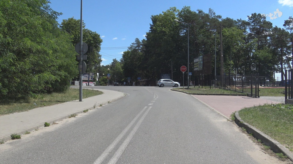 Gmina Końskie chce przejąć drogę Sielpia - Niebo od powiatu [wideo]