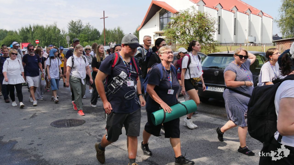 46. Piesza Pielgrzymka Radomska. Konecczanie wyruszyli! [wideo, zdjęcia]