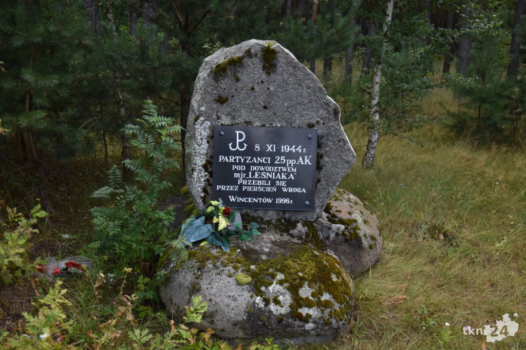 VI Rajd Rowerowy Szlakiem Brygady Świętokrzyskiej NSZ wyruszył do Lasocina [wideo, zdjęcia]