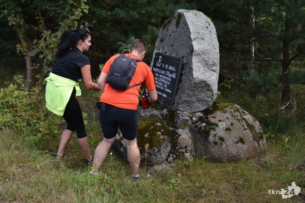 VI Rajd Rowerowy Szlakiem Brygady Świętokrzyskiej NSZ wyruszył do Lasocina [wideo, zdjęcia]