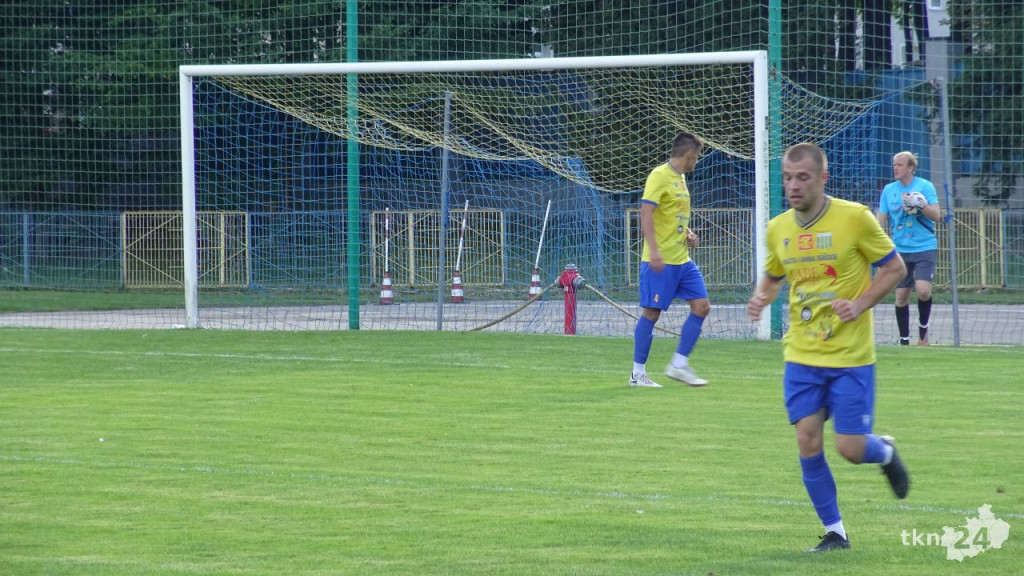 Falstart Neptuna na start IV Ligi [wideo, zdjęcia]