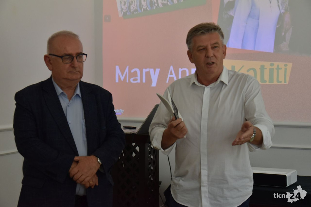 Misjonarki z Zambii odwiedziły grób ks. Marcelego Prawicy w Końskich [wideo, zdjęcia]