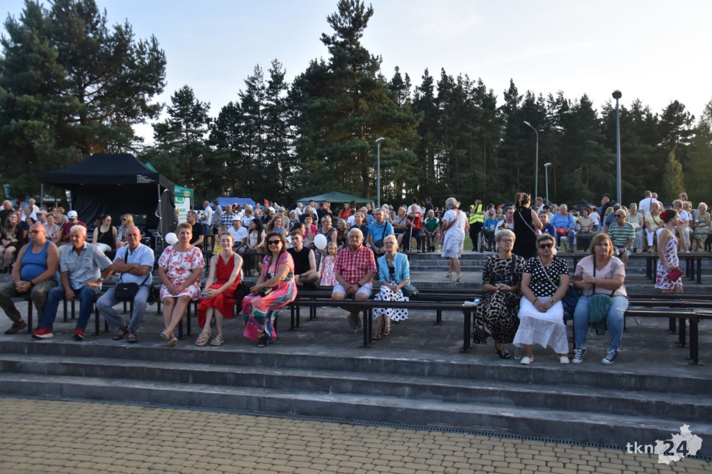 Niedziela na Dniach Stąporkowa 2024 z Łysą Górą i Teatrem Ognia [wideo, zdjęcia]