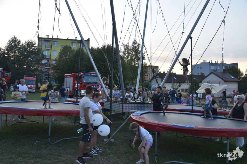 Niedziela na Dniach Stąporkowa 2024 z Łysą Górą i Teatrem Ognia [wideo, zdjęcia]