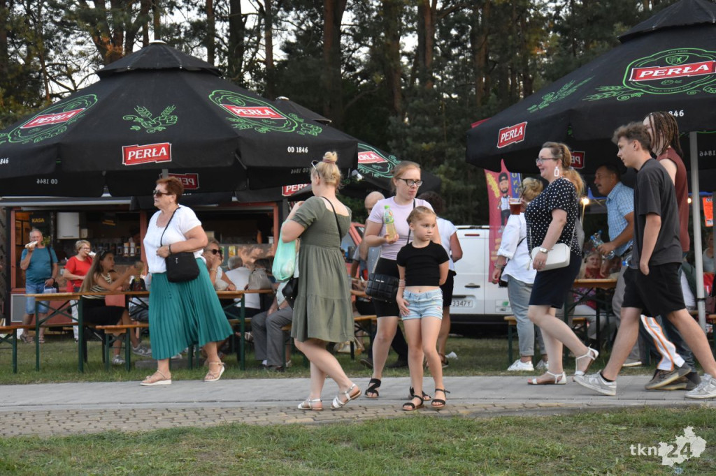 Niedziela na Dniach Stąporkowa 2024 z Łysą Górą i Teatrem Ognia [wideo, zdjęcia]