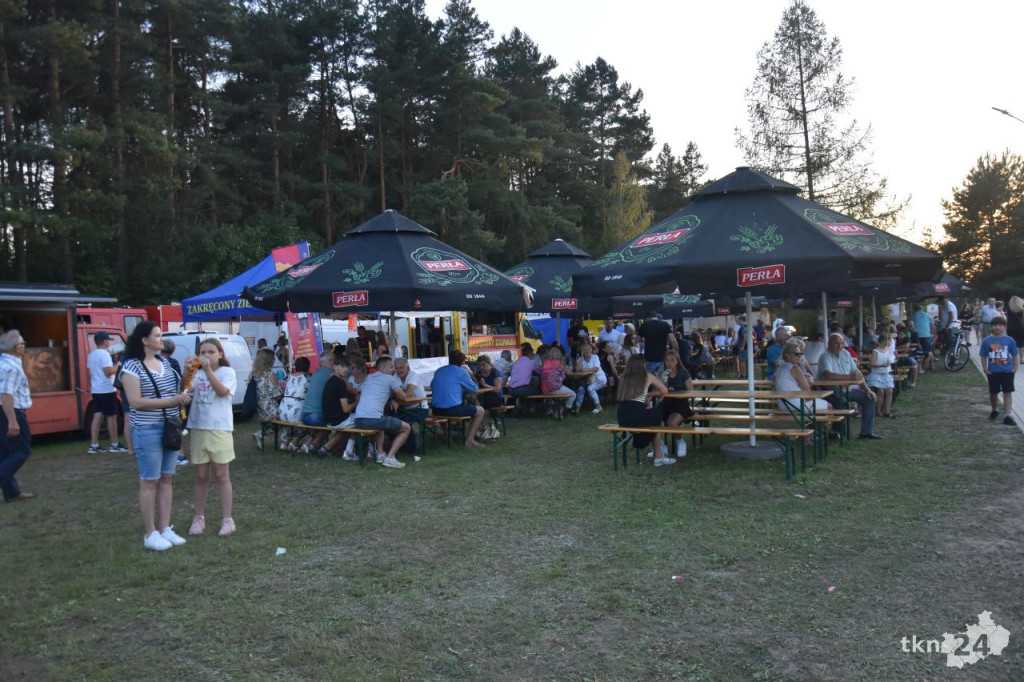 Niedziela na Dniach Stąporkowa 2024 z Łysą Górą i Teatrem Ognia [wideo, zdjęcia]