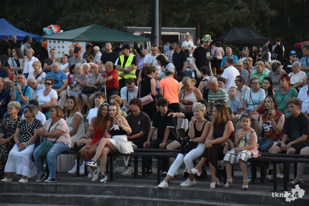 Niedziela na Dniach Stąporkowa 2024 z Łysą Górą i Teatrem Ognia [wideo, zdjęcia]
