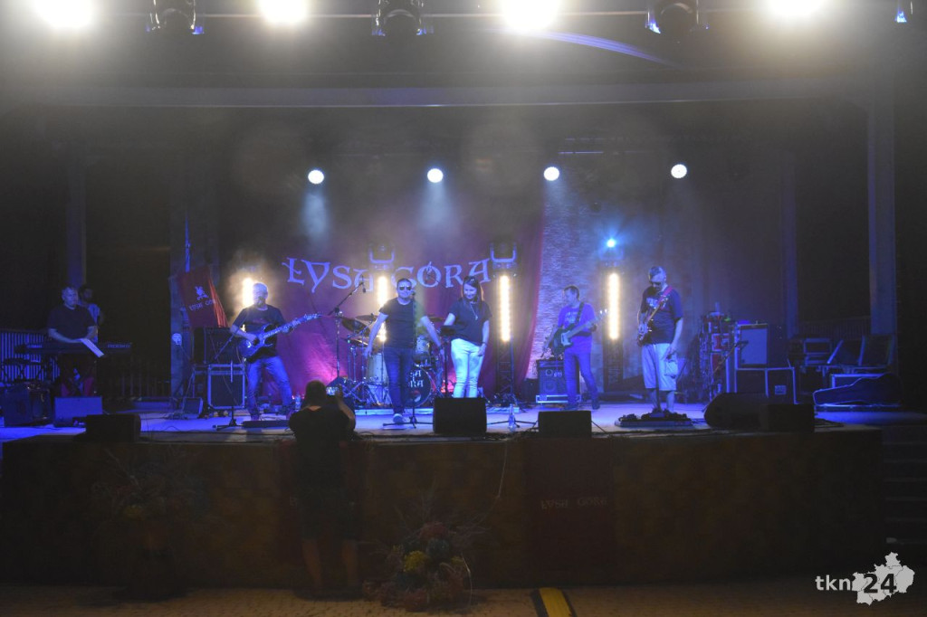 Niedziela na Dniach Stąporkowa 2024 z Łysą Górą i Teatrem Ognia [wideo, zdjęcia]