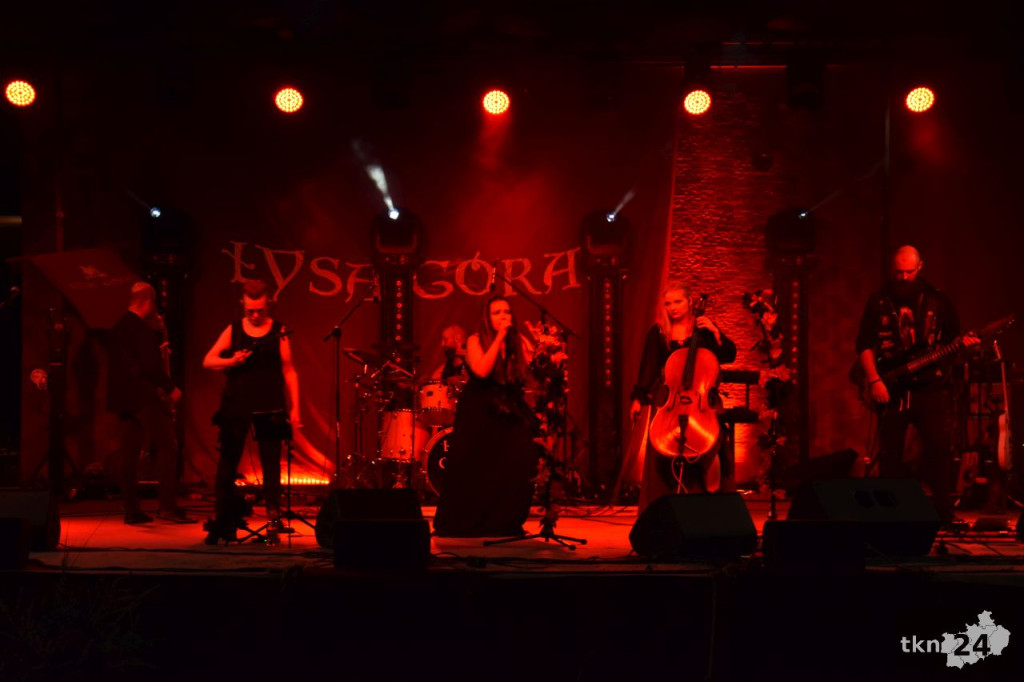 Niedziela na Dniach Stąporkowa 2024 z Łysą Górą i Teatrem Ognia [wideo, zdjęcia]