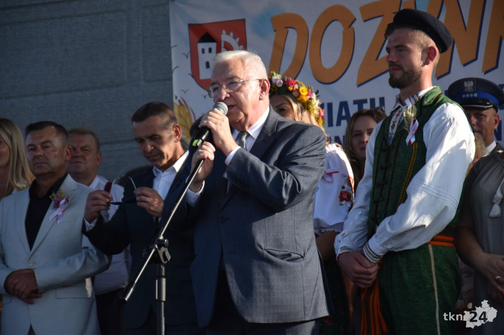 Dożynki powiatu koneckiego i gminy Słupia Konecka w rytmach disco-polo [wideo, zdjęcia]