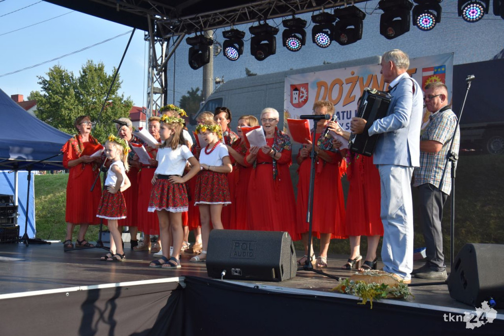 Dożynki powiatu koneckiego i gminy Słupia Konecka w rytmach disco-polo [wideo, zdjęcia]