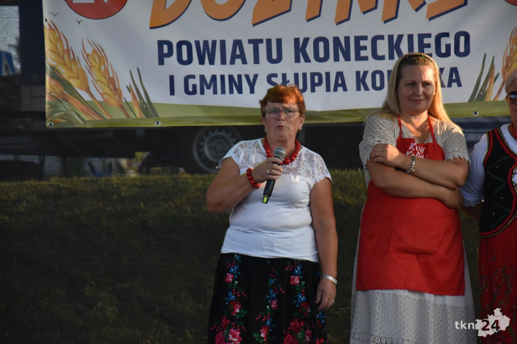 Dożynki powiatu koneckiego i gminy Słupia Konecka w rytmach disco-polo [wideo, zdjęcia]