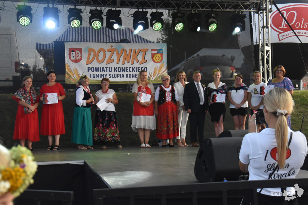 Dożynki powiatu koneckiego i gminy Słupia Konecka w rytmach disco-polo [wideo, zdjęcia]