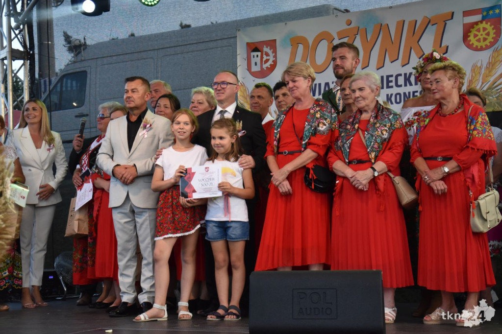 Dożynki powiatu koneckiego i gminy Słupia Konecka w rytmach disco-polo [wideo, zdjęcia]