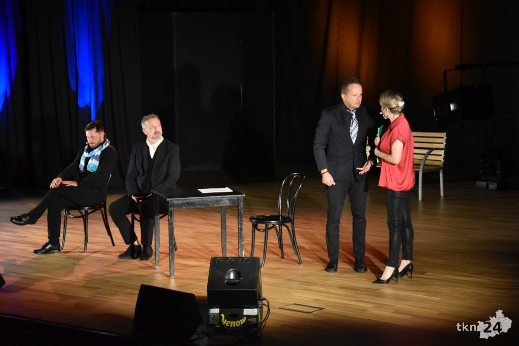 Kabaret Moralnego Niepokoju wystąpił w Koneckim Centrum Kultury [wideo, zdjęcia]