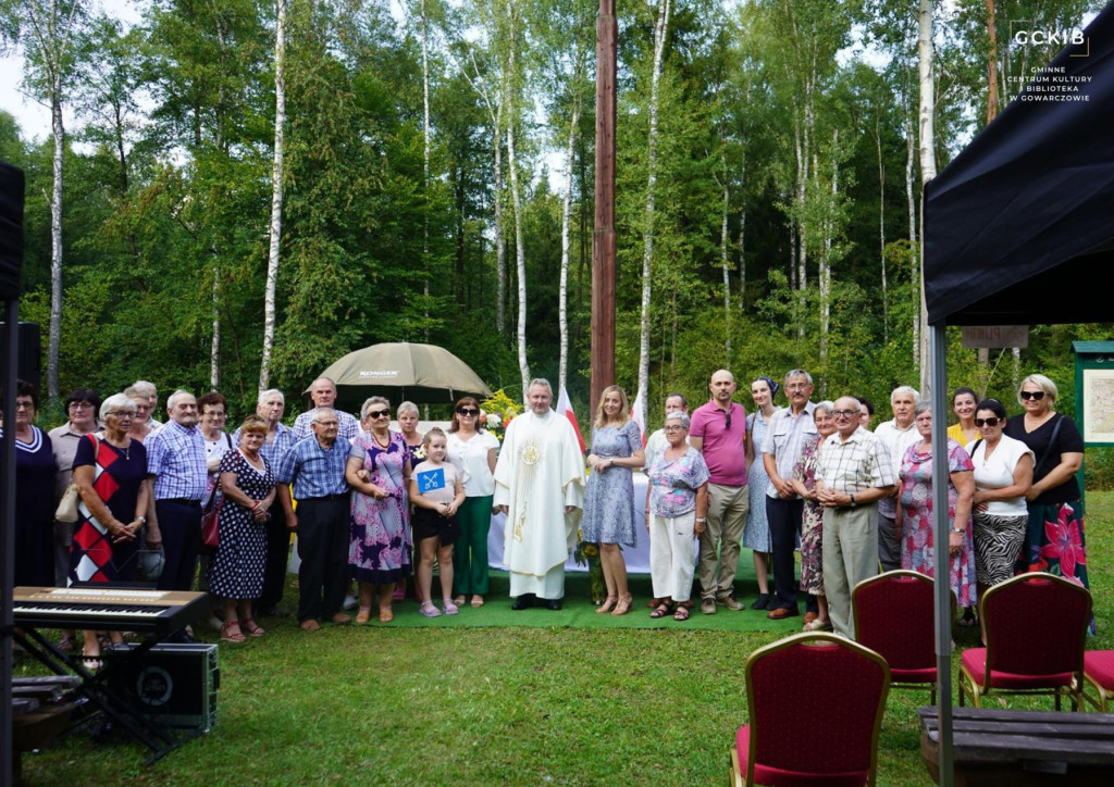 Spotkali się w Ludwinowie by uczcić pamięć wysiedlonych mieszkańców [zdjęcia]