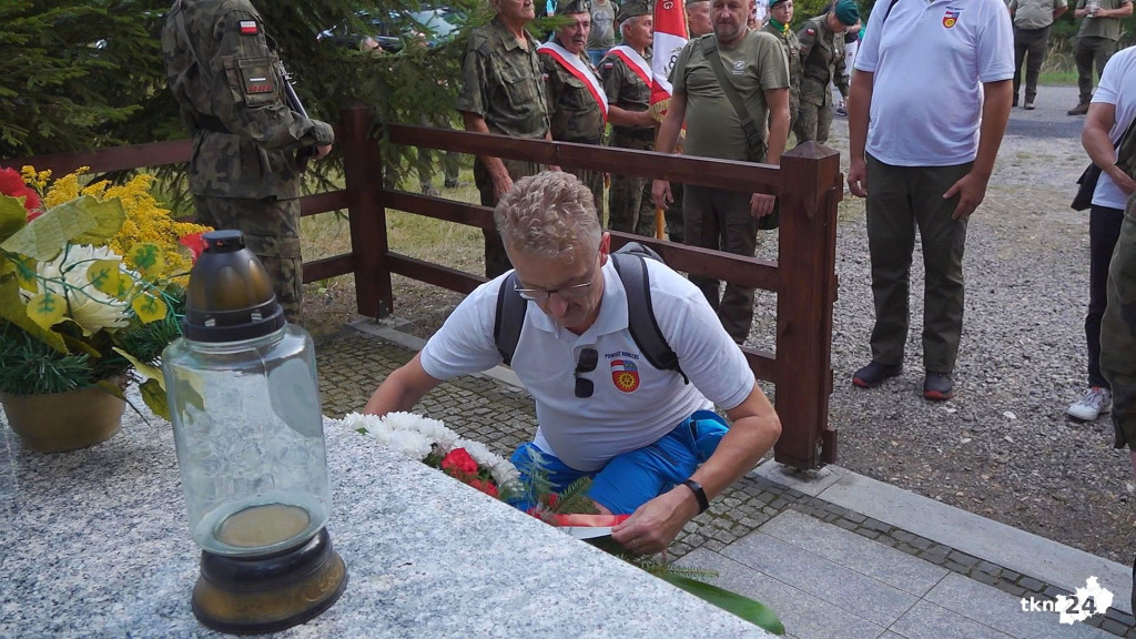 Powiat konecki zaprosił na nocny patriotyczny marsz [wideo, zdjęcia]