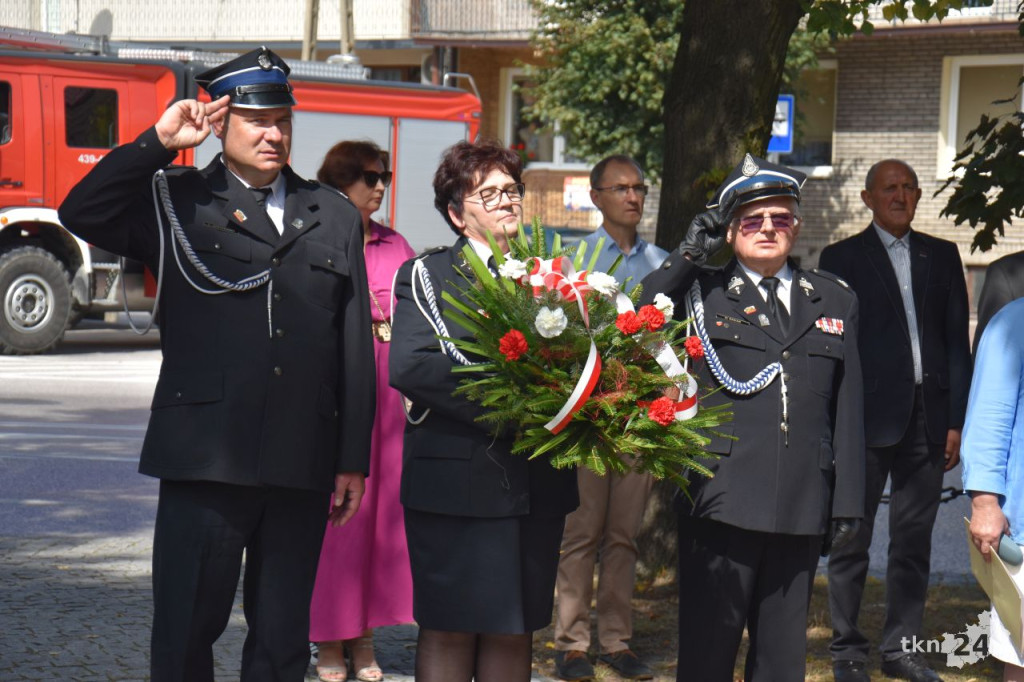 Mieszkańcy Radoszyc upamiętnili 80. rocznicę pacyfikacji miasta [wideo, zdjęcia]
