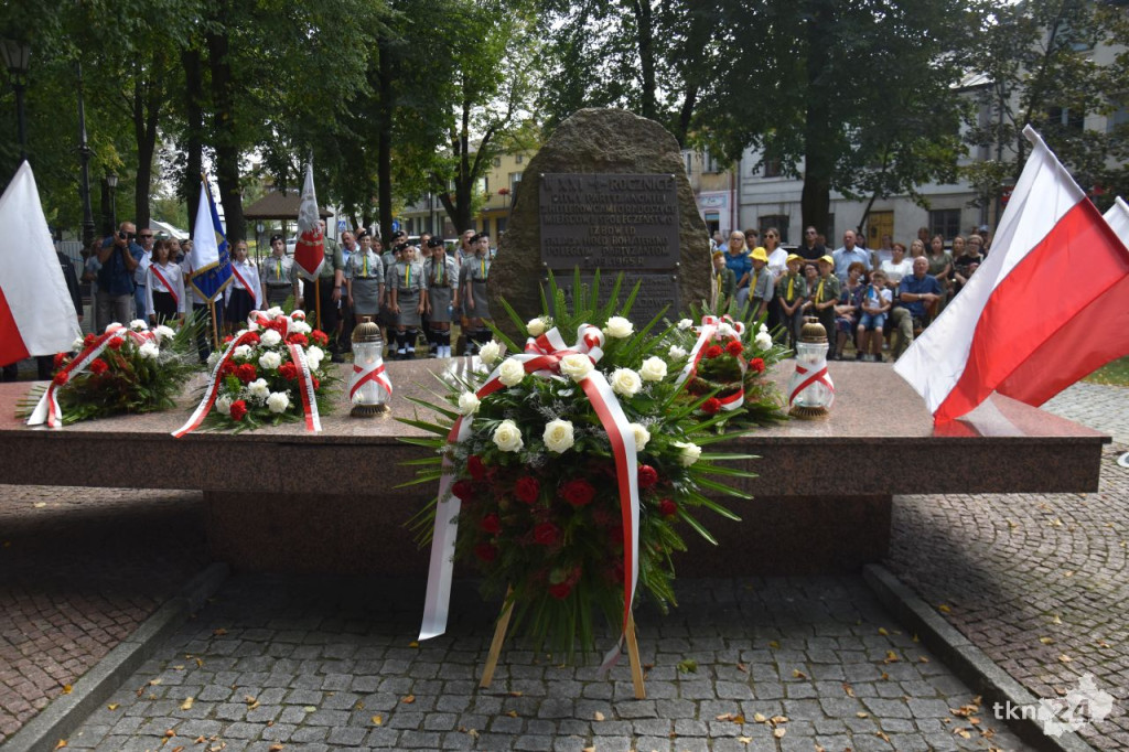 Mieszkańcy Radoszyc upamiętnili 80. rocznicę pacyfikacji miasta [wideo, zdjęcia]