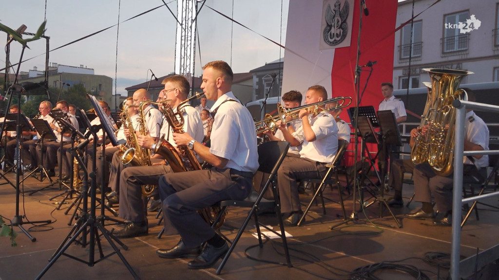 Niedziela na Koneckim Wrześniu. Msza święta i koncert [wideo, zdjęcia]