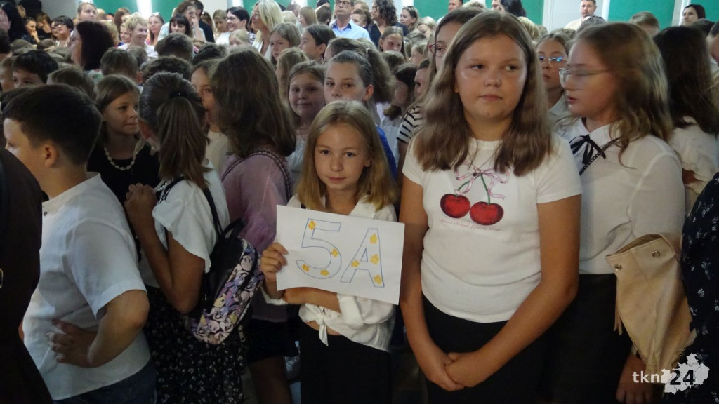 Pierwszy dzwonek już wybrzmiał! Odwiedziliśmy koneckie szkoły [wideo, zdjęcia]