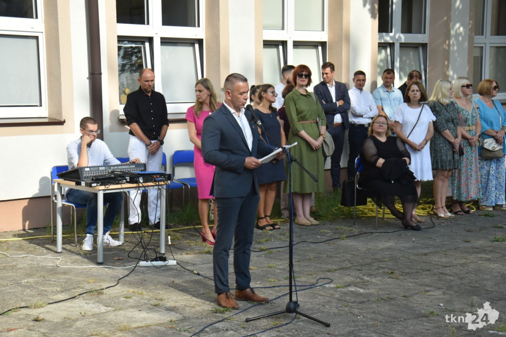 Pierwszy dzwonek już wybrzmiał! Odwiedziliśmy koneckie szkoły [wideo, zdjęcia]