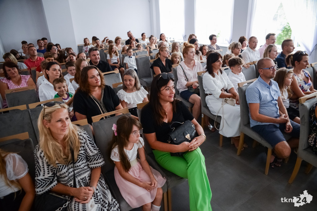 Rozpoczęcie roku szkolnego 2024/2025 w Państwowej Szkole Muzycznej I Stopnia w Końskich [zdjęcia]