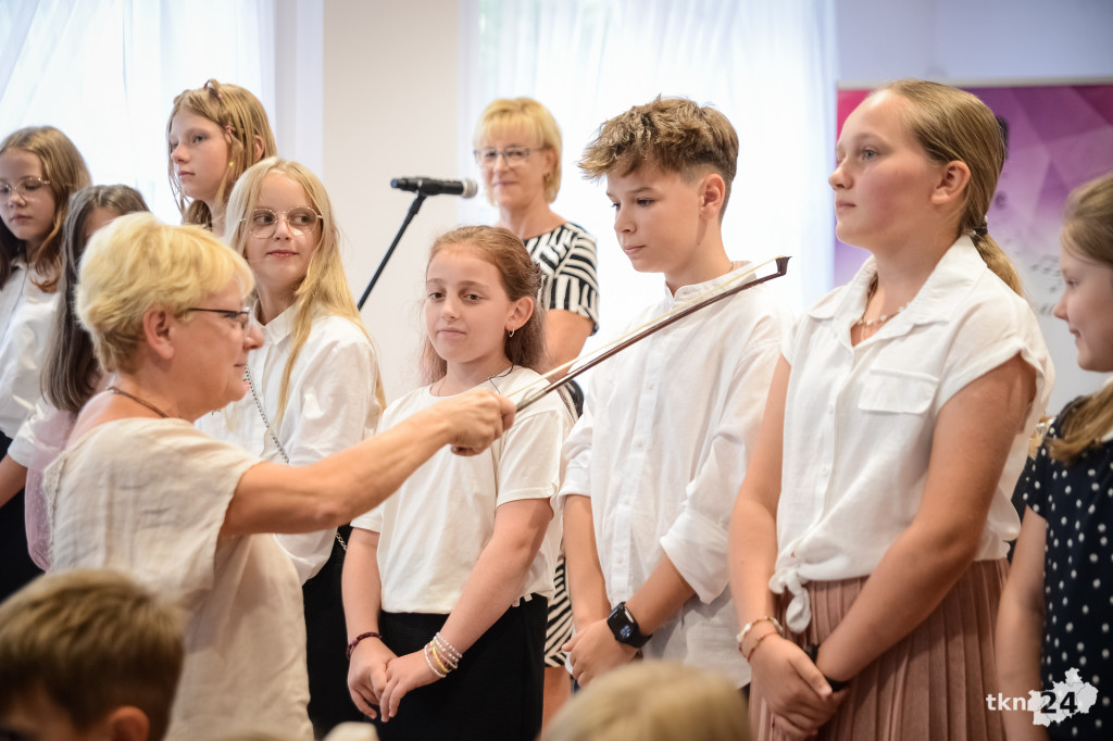 Rozpoczęcie roku szkolnego 2024/2025 w Państwowej Szkole Muzycznej I Stopnia w Końskich [zdjęcia]