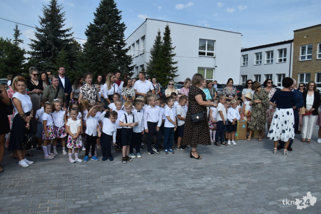W Rudzie Malenieckiej uroczyście otwarto przedszkole [wideo, zdjęcia]