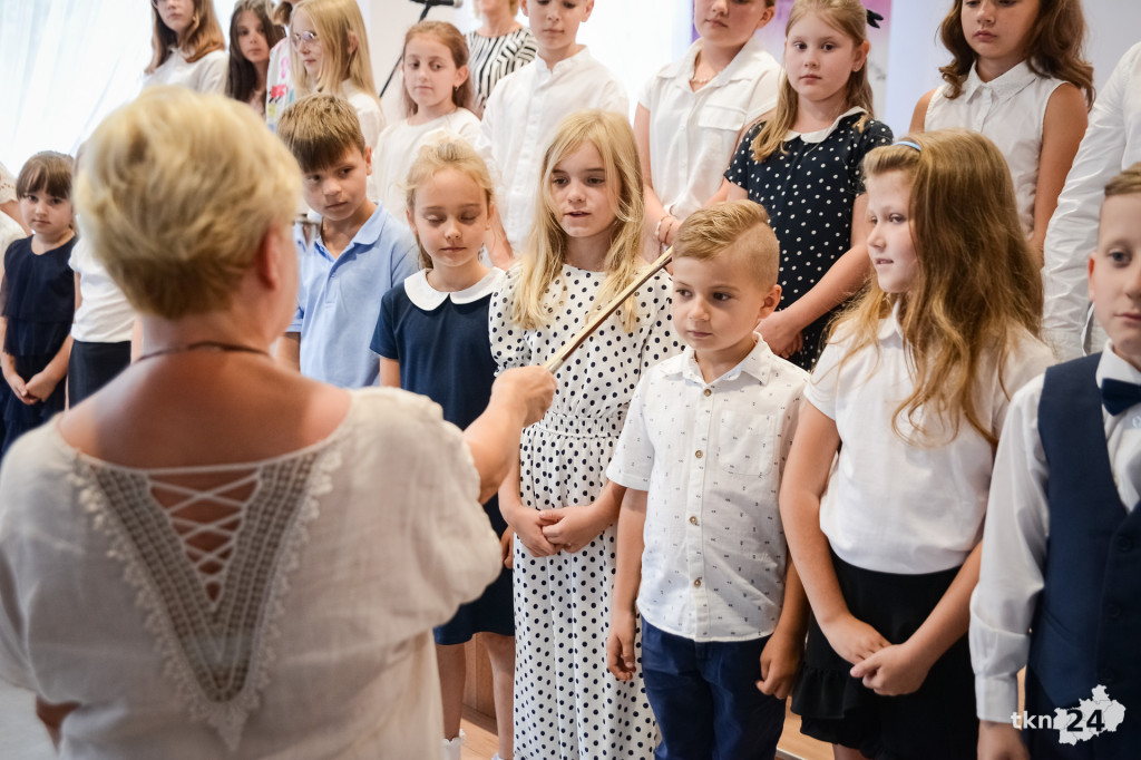 Rozpoczęcie roku szkolnego 2024/2025 w Państwowej Szkole Muzycznej I Stopnia w Końskich [zdjęcia]