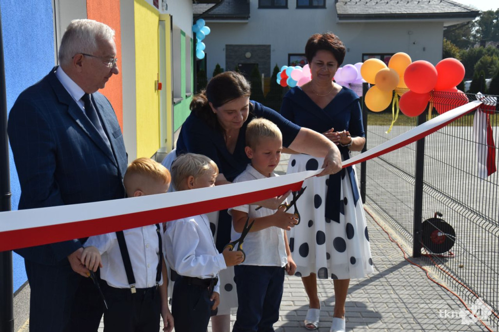 W Rudzie Malenieckiej uroczyście otwarto przedszkole [wideo, zdjęcia]