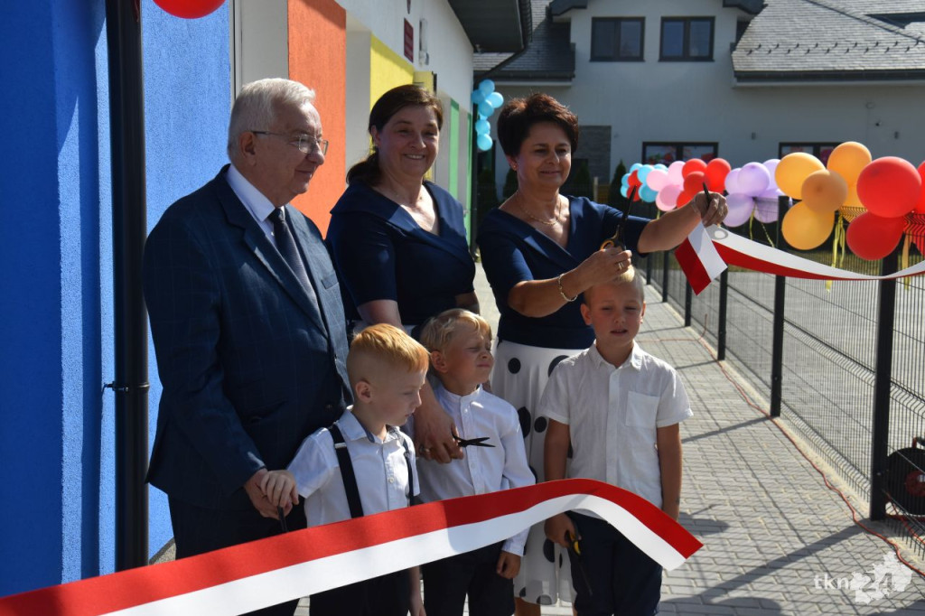 W Rudzie Malenieckiej uroczyście otwarto przedszkole [wideo, zdjęcia]
